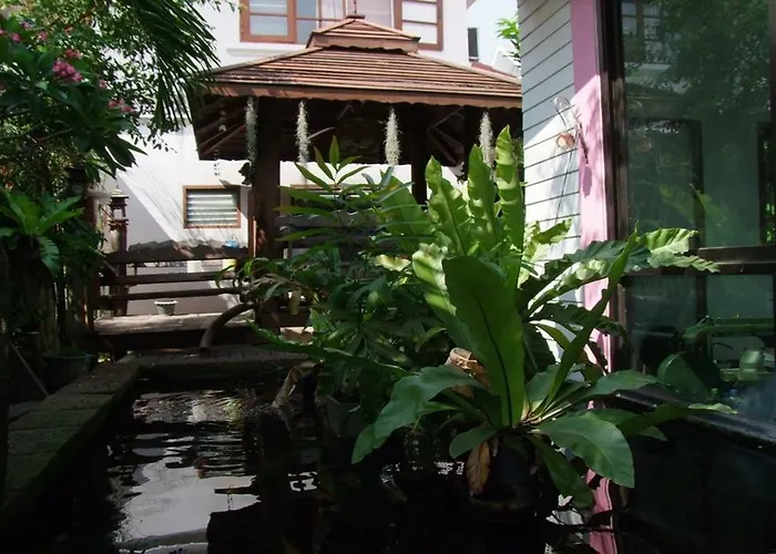 Bed and breakfast Naifun Bb House