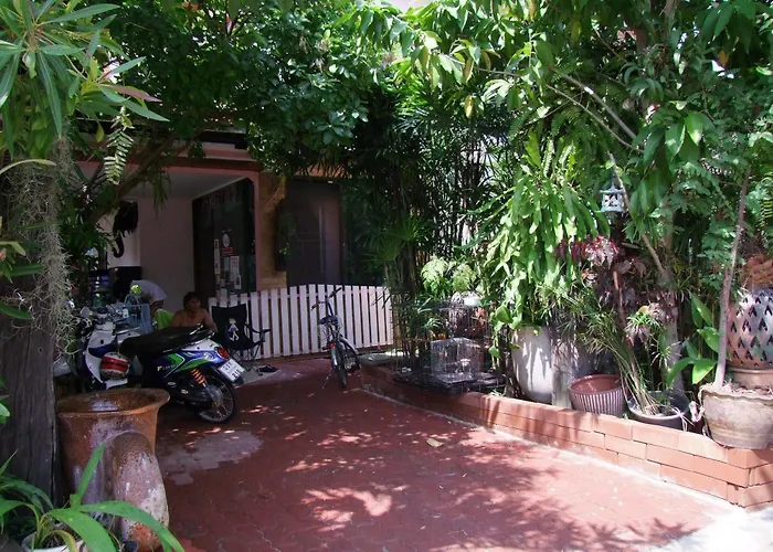 Bed and breakfast Naifun Bb House